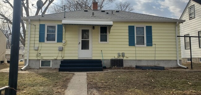 Building Photo - Charming 2 Bedroom Home for Rent in Richfield!