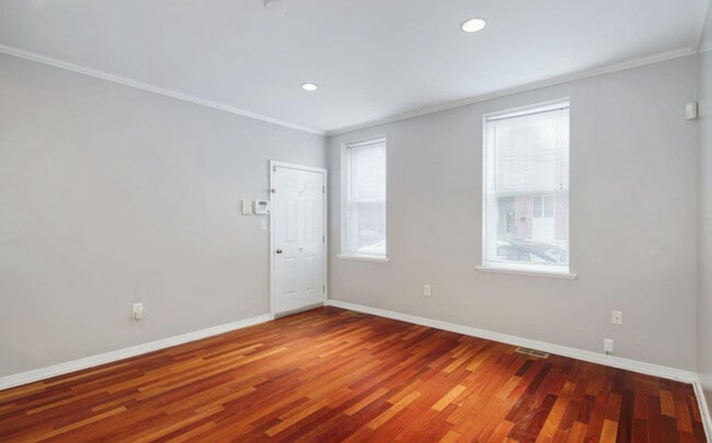 Building Photo - 1782 Frankford Ave