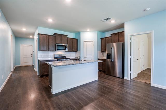 Building Photo - 600 Spur Ridge