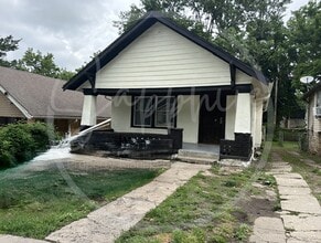 Building Photo - 1508 E 49th Terrace