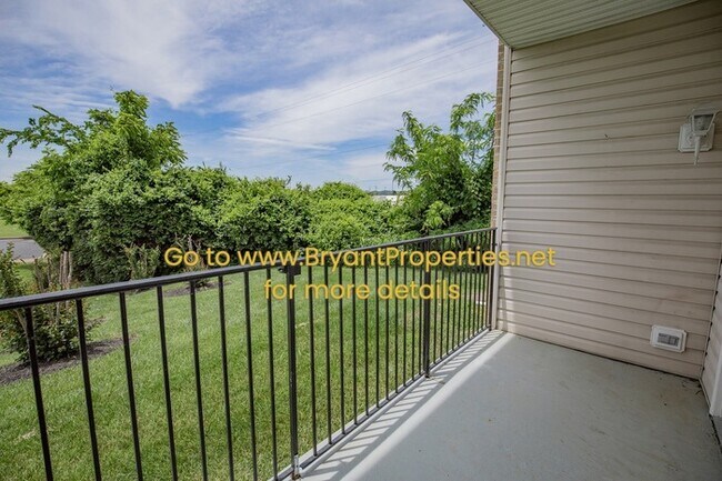 Building Photo - 510 Churchill Crossing - Madison, TN 37115