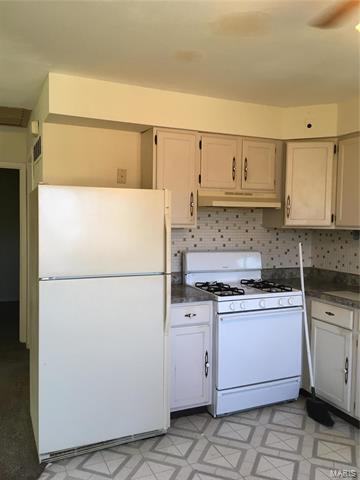 Building Photo - 1685 Lonedell Rd