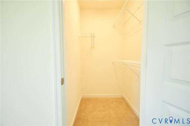 Building Photo - 216 Greenpark Rd