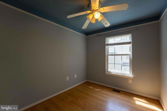 Building Photo - 18246 Fox Chase Cir
