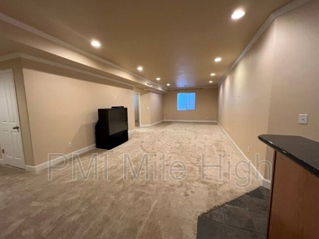 Building Photo - 15501 E 112th Ave