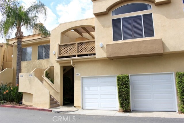 Building Photo - 28247 Via Fierro