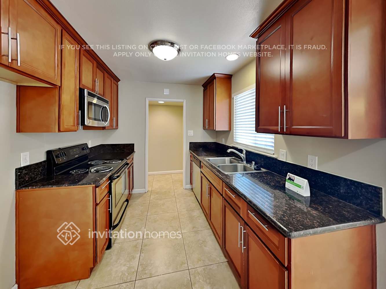 Building Photo - 8837 Sunnybrook Ln