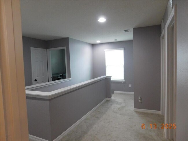 Building Photo - 3199 Turret Dr