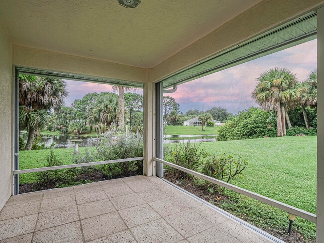Building Photo - 301 S Wimbrow Dr