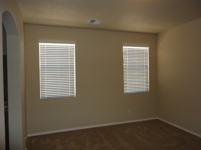 Building Photo - 1139 Northern Lights Way NE