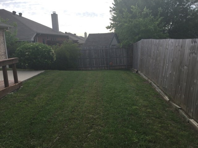 Building Photo - 6233 Brooklynn Dr