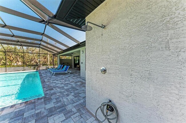 Building Photo - 7161 Manasota Key Rd