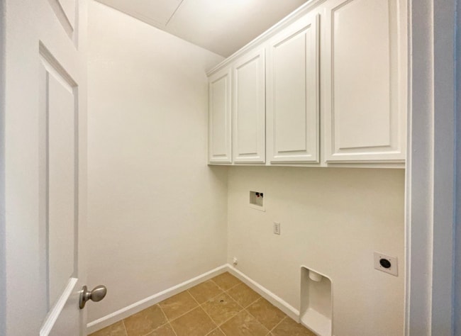 Building Photo - 3039 Torland St