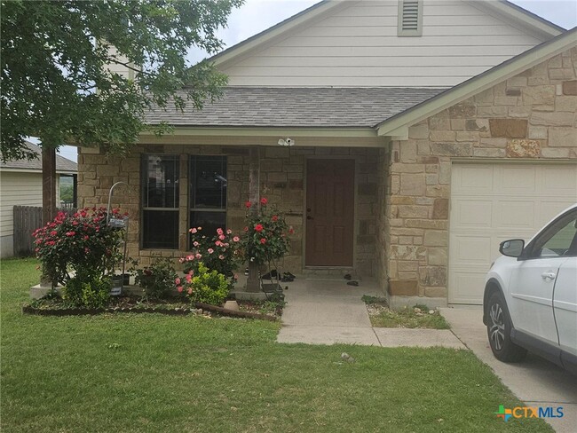 Primary Photo - 102 Gregory Cove