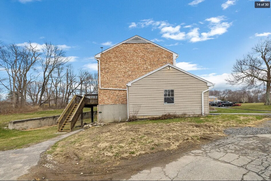 Building Photo - 41 Whisconier Vlg