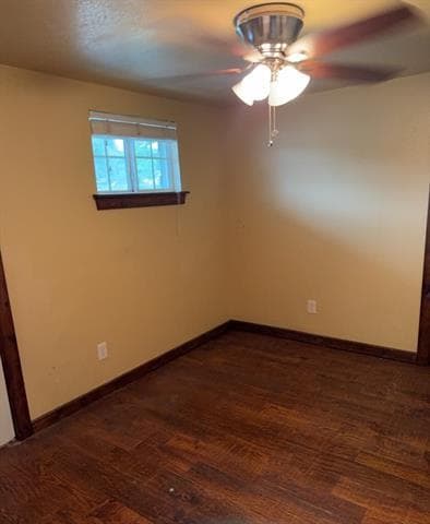 Building Photo - 625 Redbud Ln