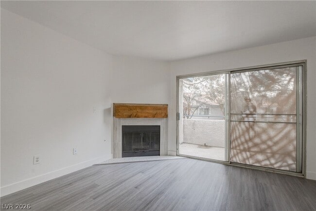 Building Photo - 3060 Tarpon