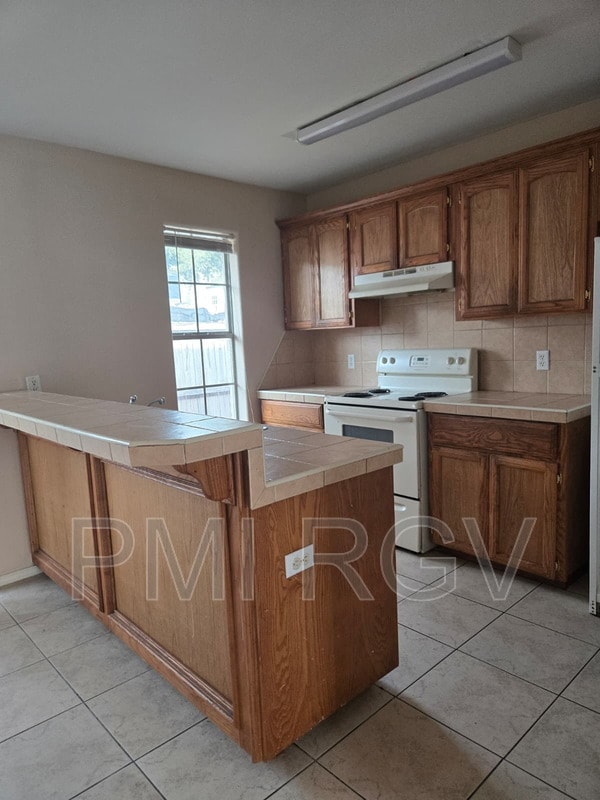 Building Photo - 1711 Tampa St