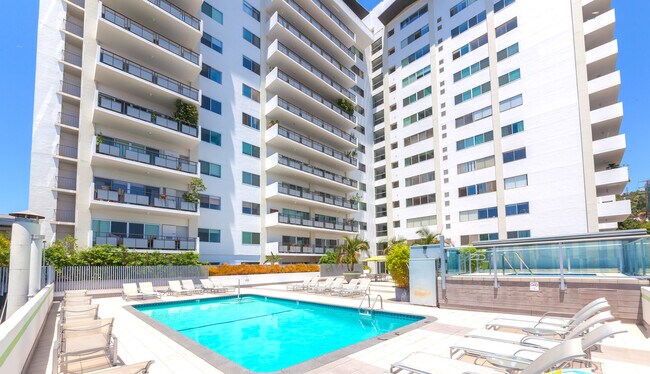 Pool - 1155 N La Cienega Blvd