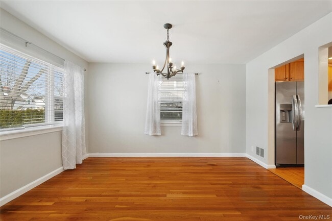 Building Photo - 48 Madison Rd