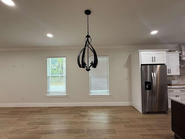 Building Photo - 361 County Line Rd