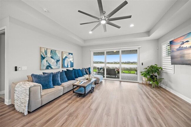 Building Photo - 997 Crosswind Ave