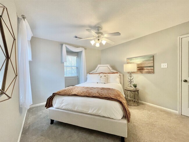 Building Photo - 46 Flickering Sun Ct