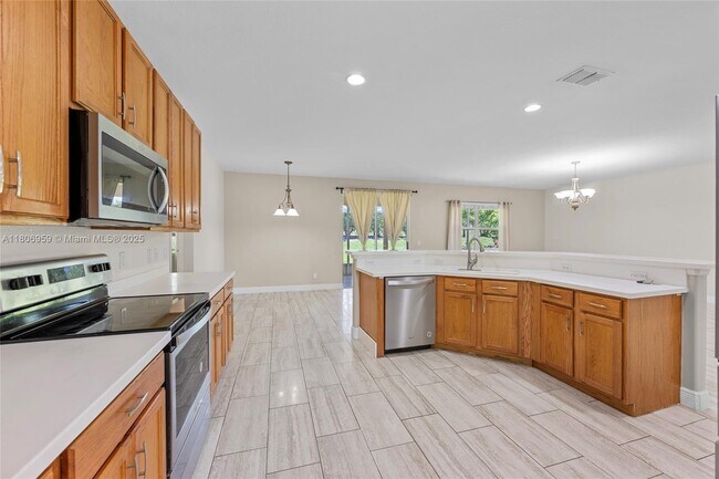 Building Photo - 1273 Scarlet Oak Cir