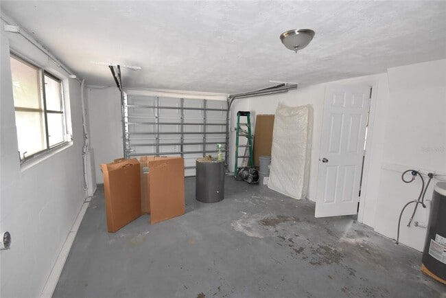Building Photo - 7830 Jasmine Blvd