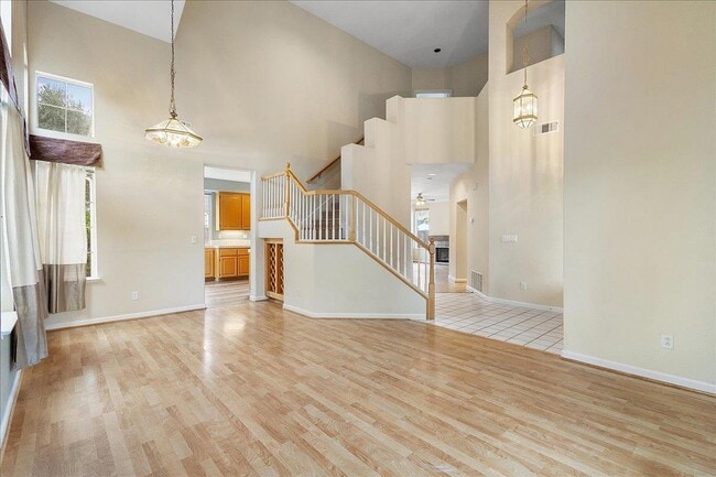 Building Photo - 16 Smith Ct