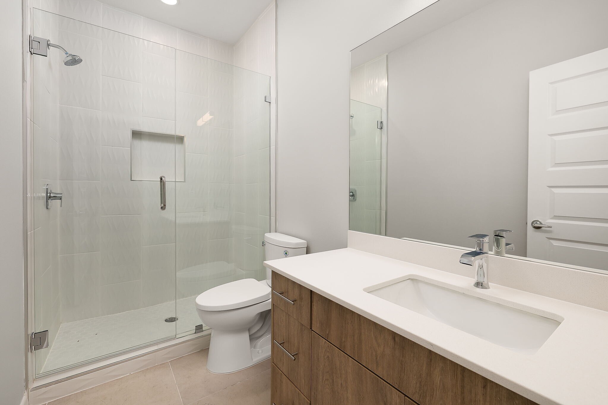 Building Photo - 612 Oriole Rd