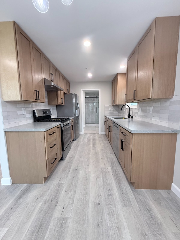 Building Photo - 7182 El Verano Dr