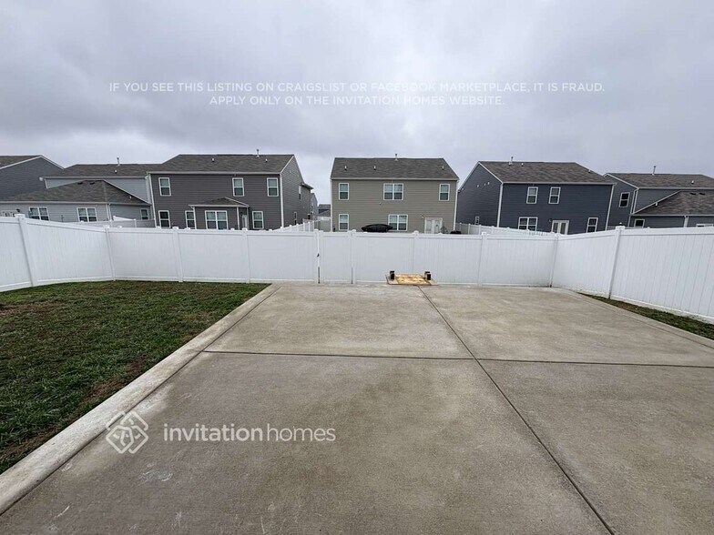 Building Photo - 7288 Scotlyn Wy