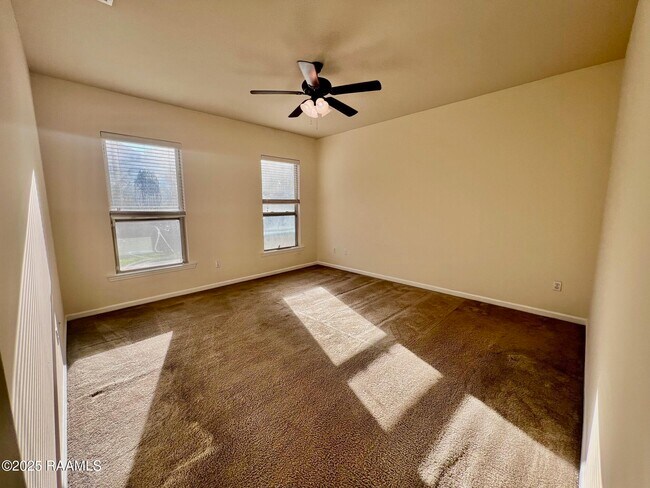 Building Photo - 303 Ouachita Dr