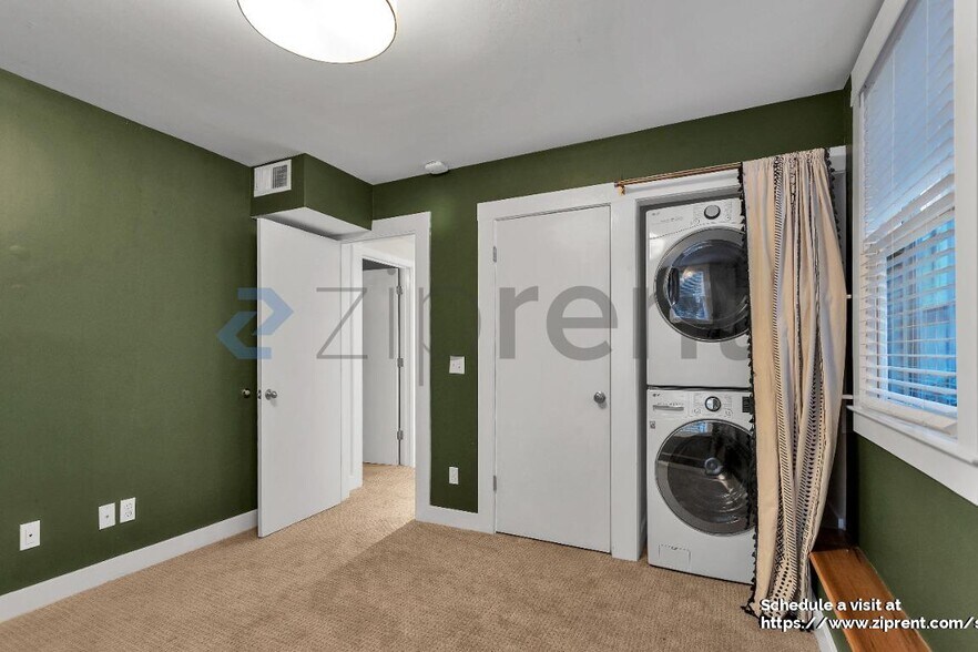 Building Photo - 5835 Occidental St