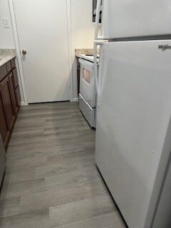 Building Photo - 12480 Abrams Rd