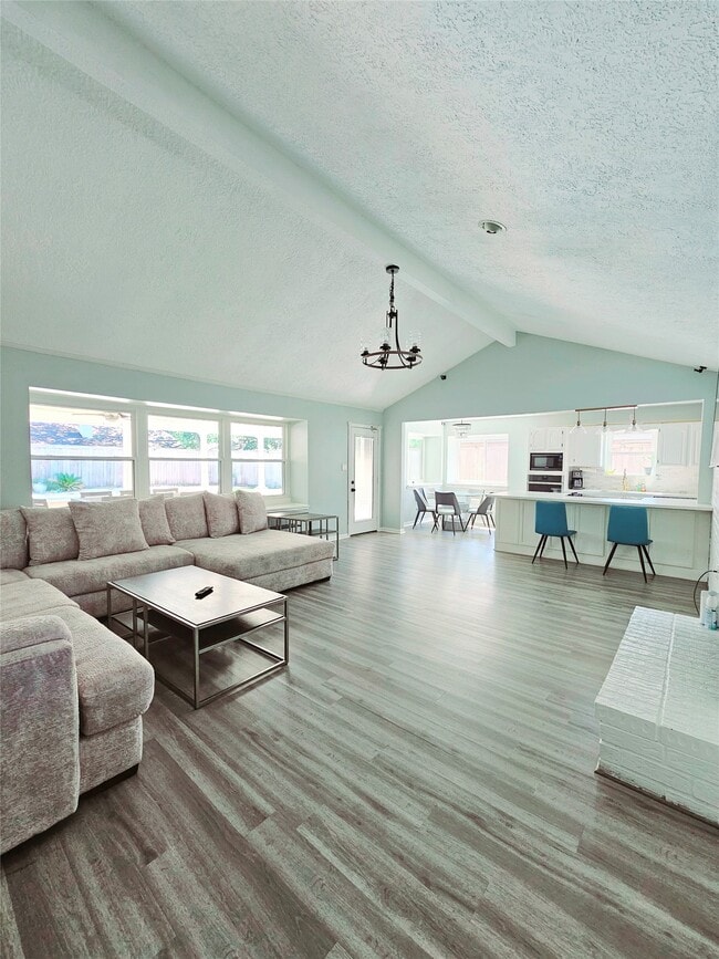 Building Photo - 16211 Townes Rd