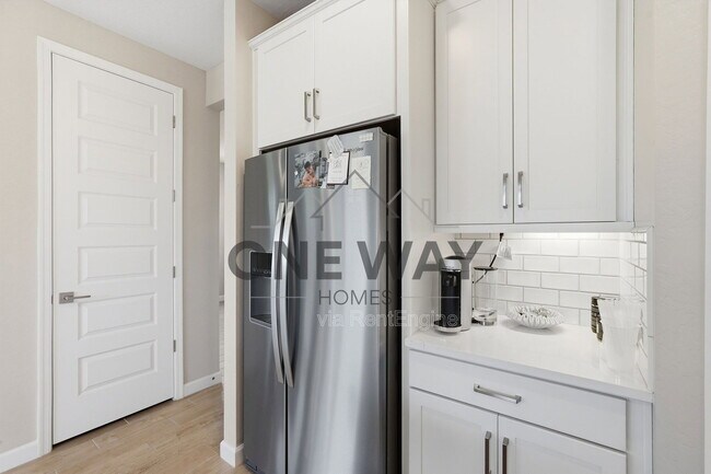 Building Photo - 5832 E Rose Gdn Ln