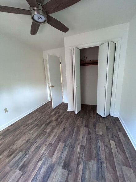 Building Photo - 16 W Main St