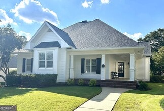 Building Photo - 2635 Muskogee Ln