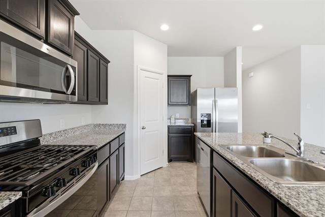 Building Photo - 3613 Ridgeway Ln