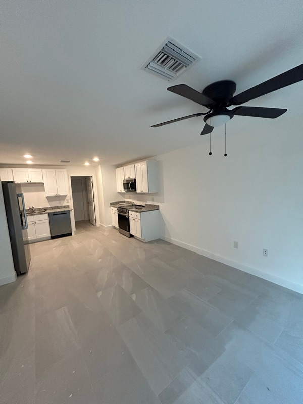 Building Photo - 2173 South St