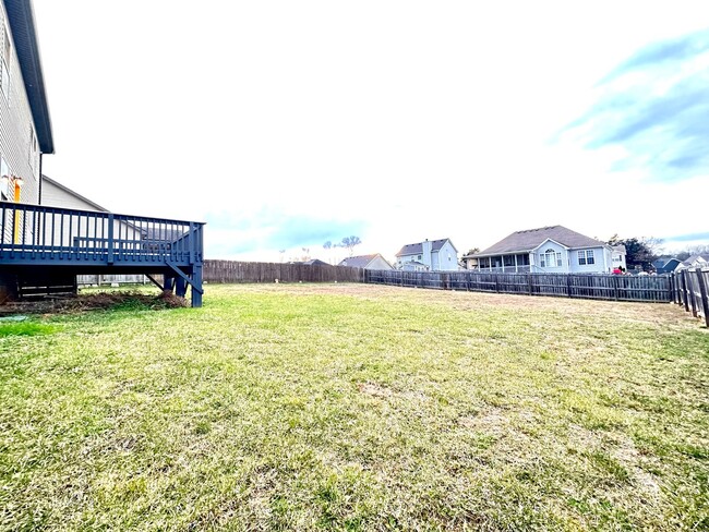 Building Photo - 1192 Meachem Dr