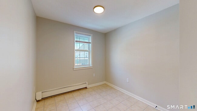 Building Photo - 12 Liberty St