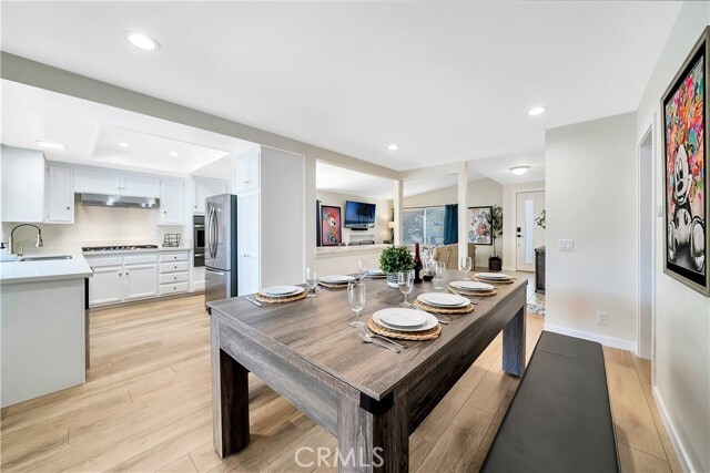 Building Photo - 2809 N Olive Ln