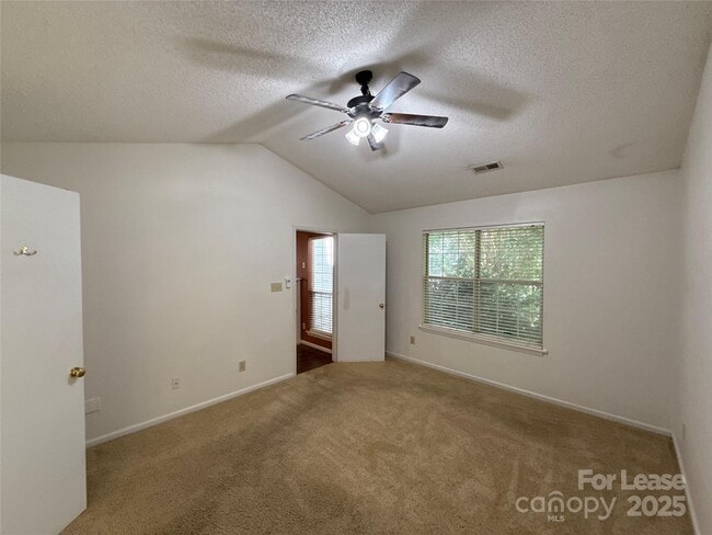 Building Photo - 8600 Lockerbie Ln