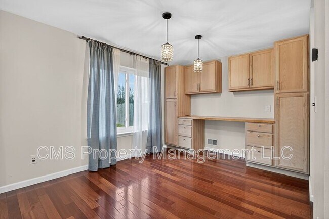 Building Photo - 34 Jeffrey Cir