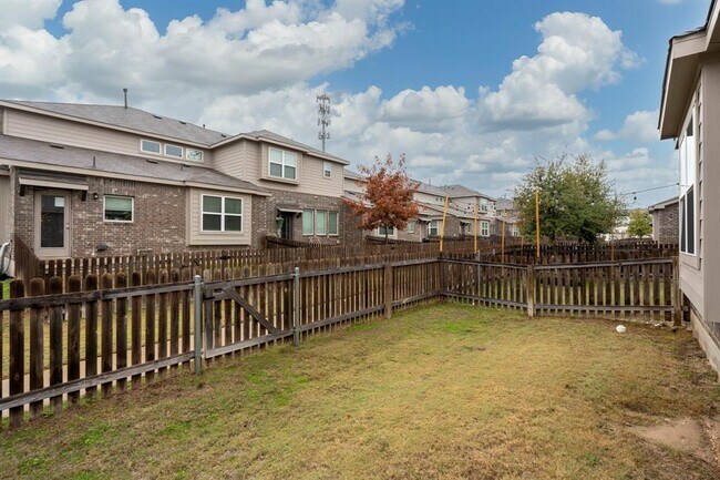 Building Photo - 17200 Leafroller Dr
