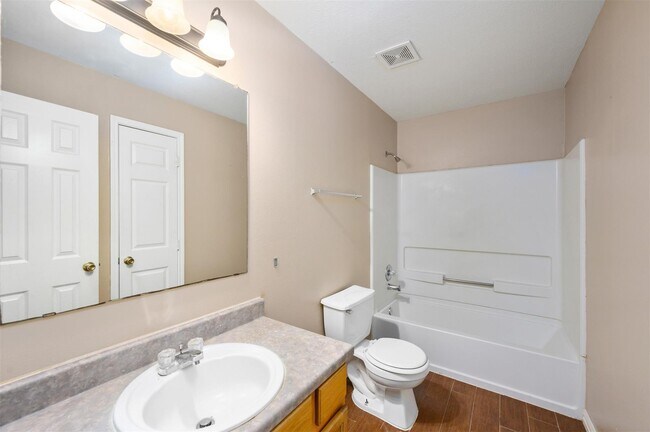 Building Photo - 3702 Bent Springs Ln