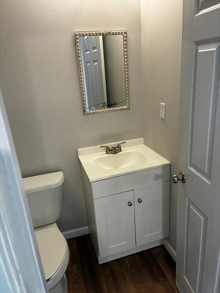 Building Photo - 61 Crabapple Rdg